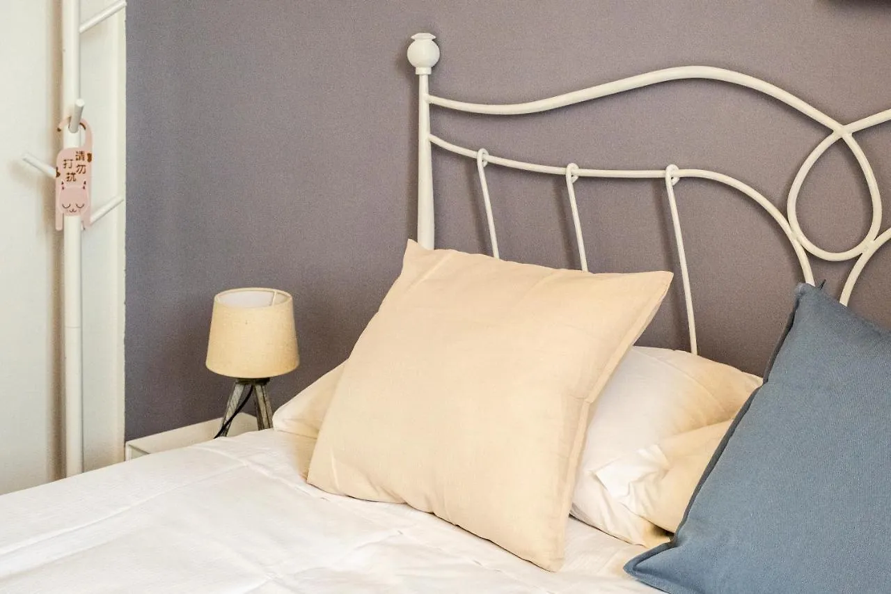Palazzo Oddo Rental Rooms Albenga 0*,