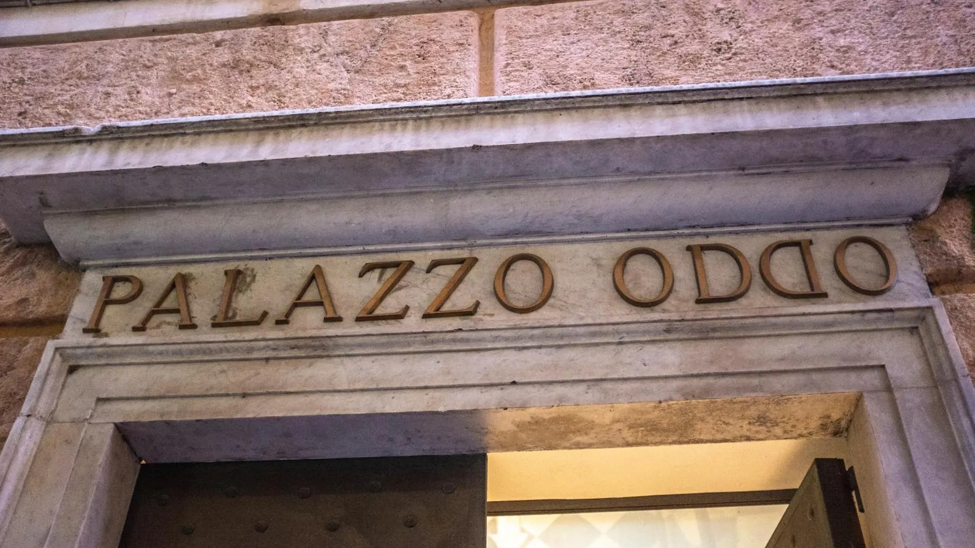 Palazzo Oddo Rental Rooms Albenga