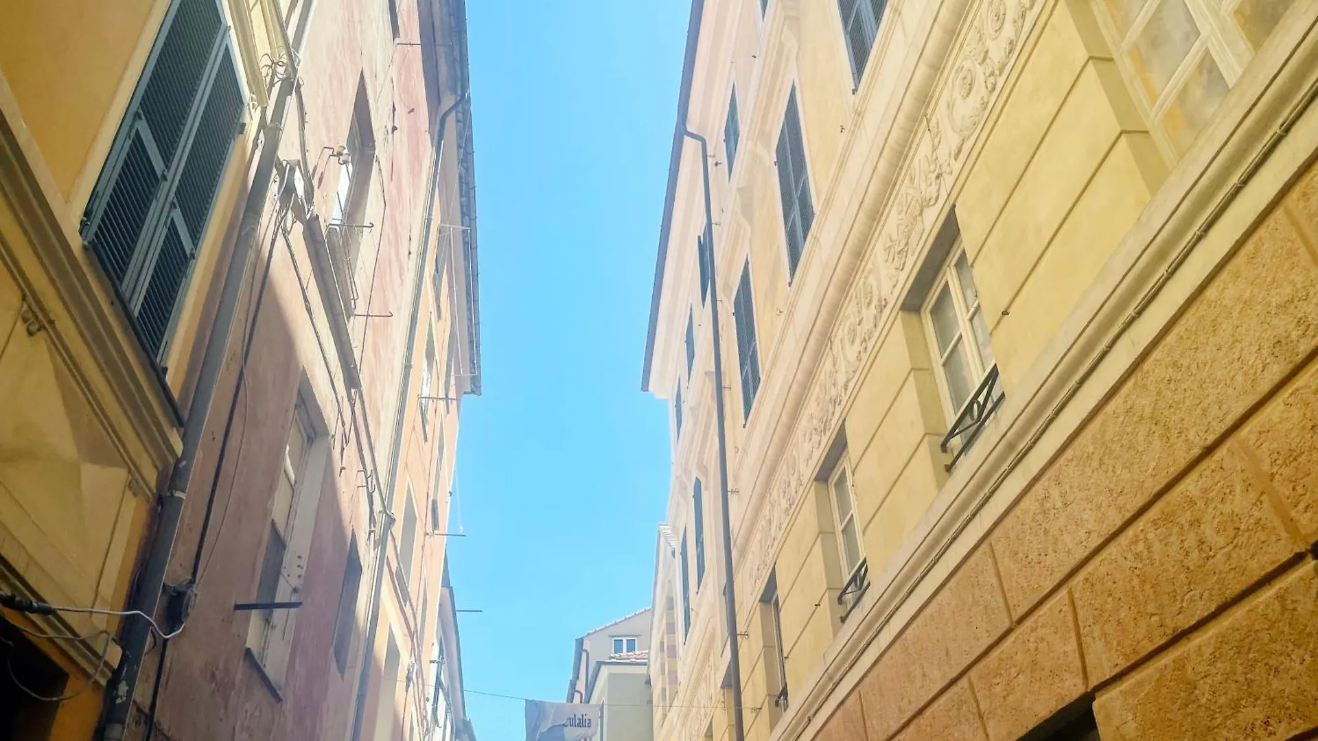 Palazzo Oddo Rental Rooms Albenga Guest house
